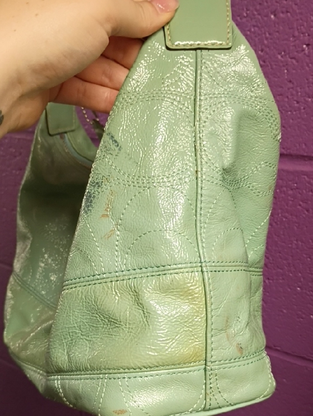 PRE LOVED! Coach Mint Green Leather Shoulder Bag with Gold Hardware - Picture 8 of 12